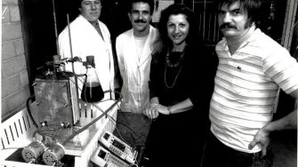 Professor Skyllas-Kazacos and her research team in 1988