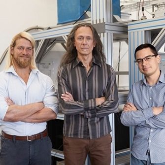 Dr Tim Botzem, Professor Andrea Morello and Dr Rostyslav Savytskyy in the quantum computing lab at UNSW Sydney