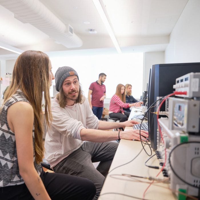 Students in Quantum Engineering laboratory