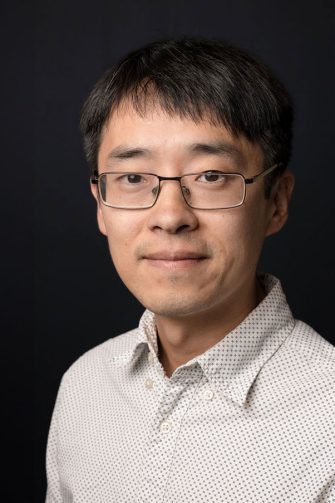 Headshot of Dr Kefeng Zhang