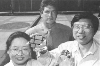 Aihua Wang, Martin Green, Jianhua Zhao with their world record breaking solar cell 1995