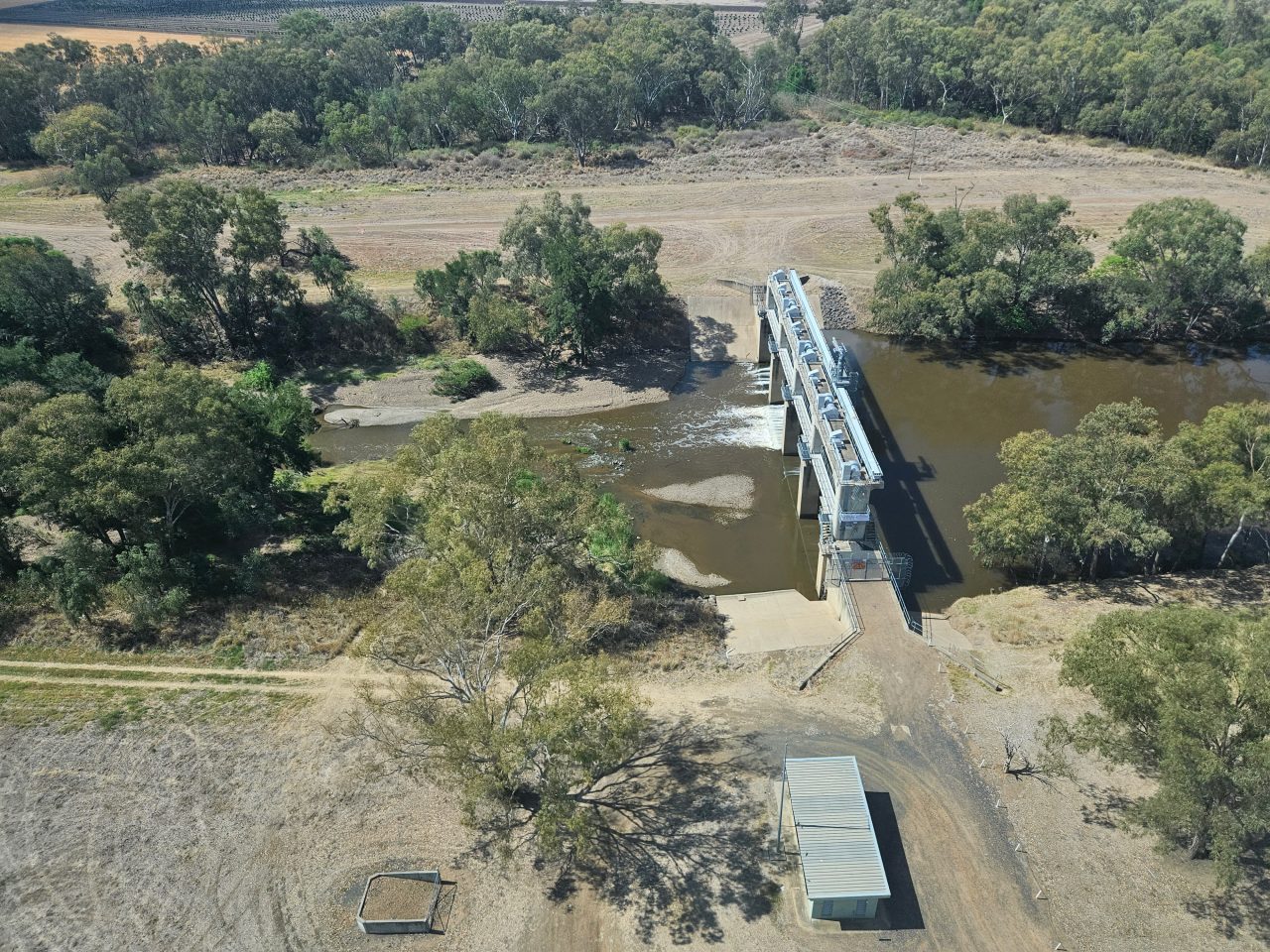 river and weir